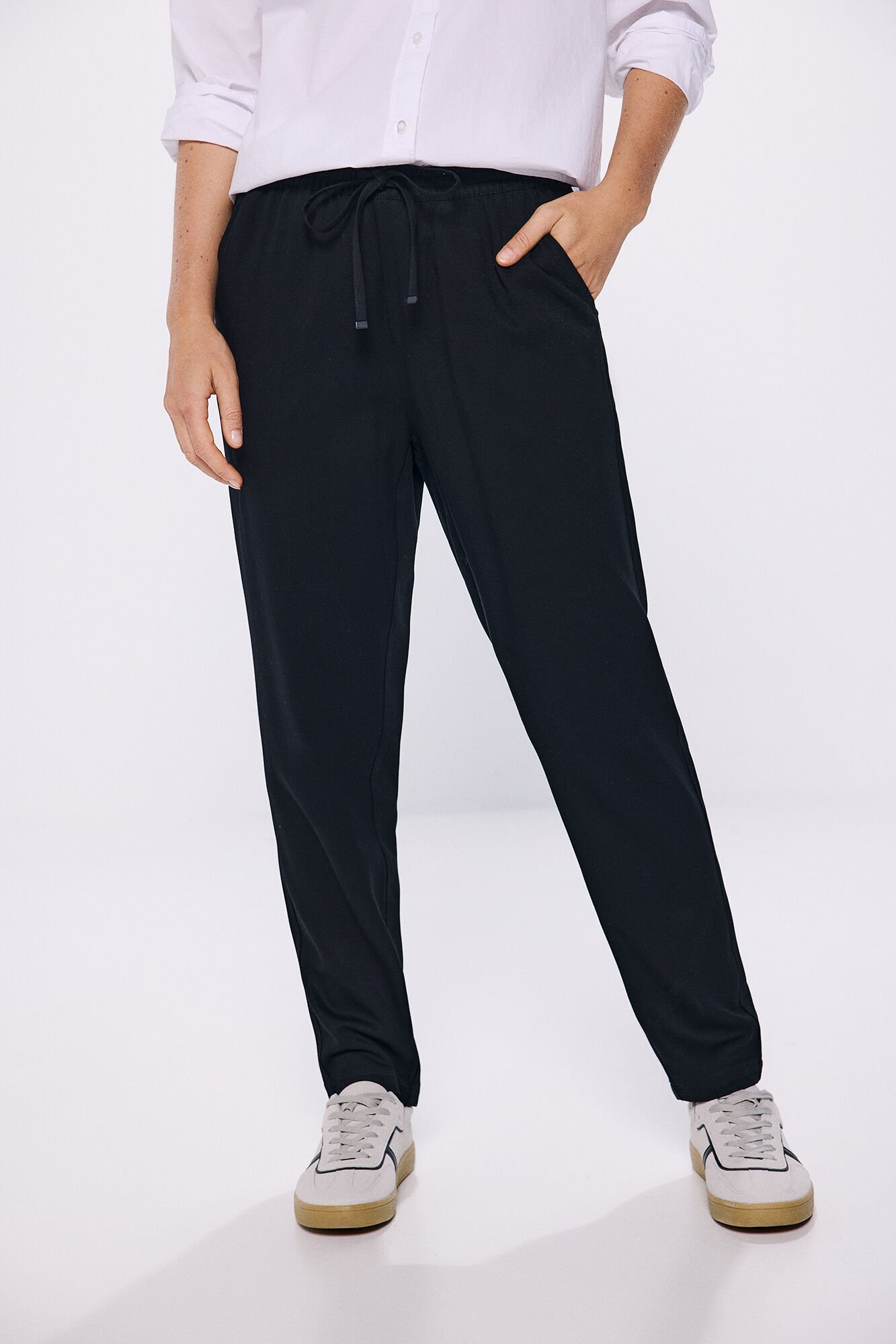 pantalon-jogger-212aof.jpg