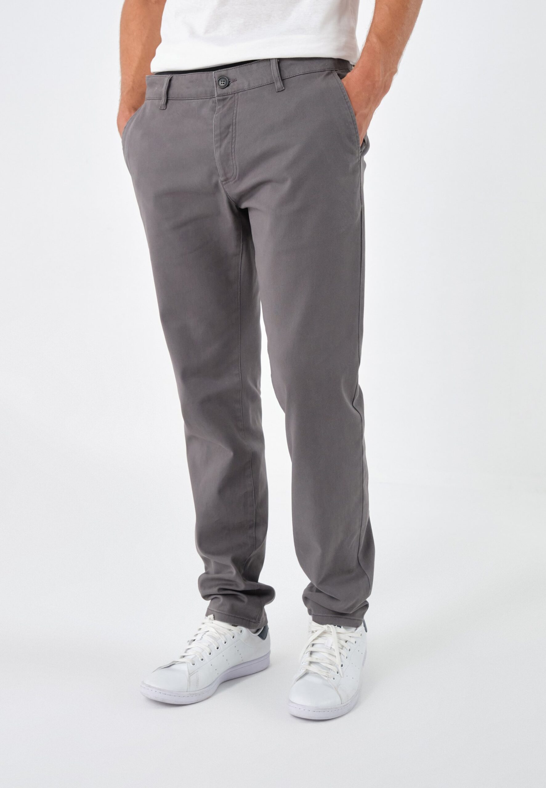 pantalones-grises-815ukw-1.jpg