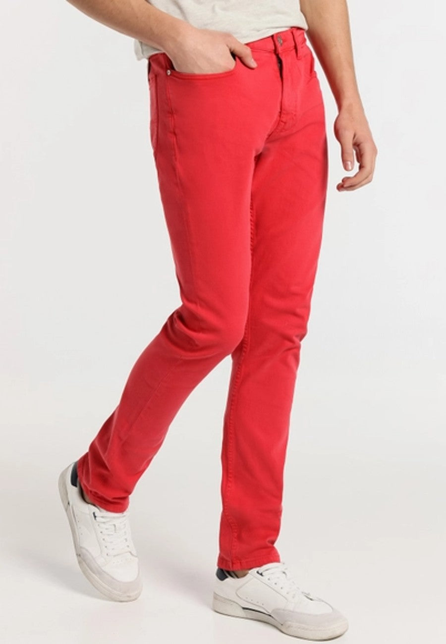 pantalones-rojos-397nyt-1.jpg