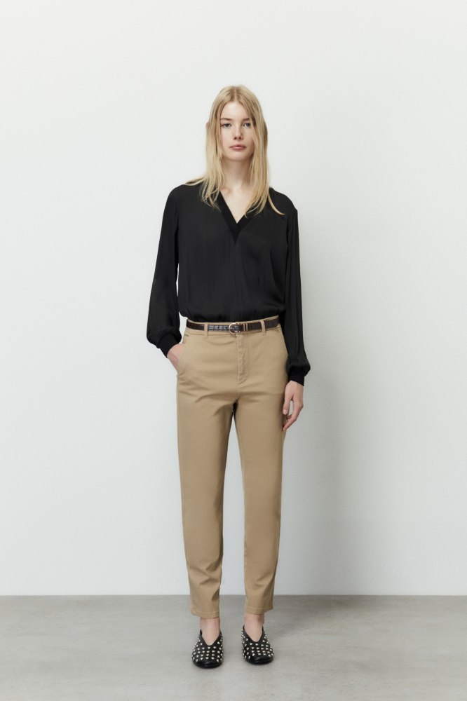 sfera-pantalones-mujer-339nuy-1.jpg
