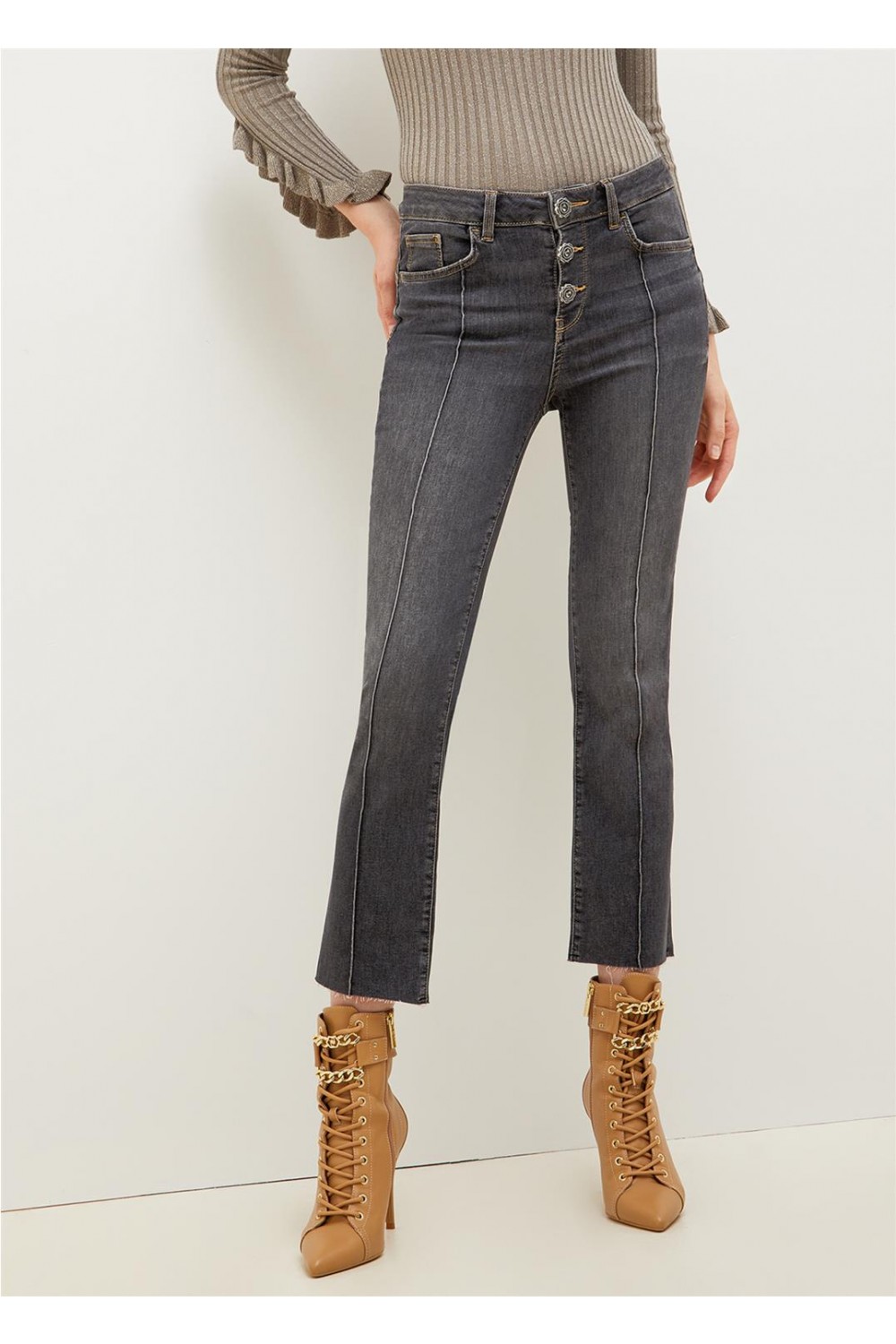 vaqueros-grises-mujer-758tzg-1.jpg